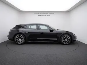 Porsche Taycan 4 Cross Turismo