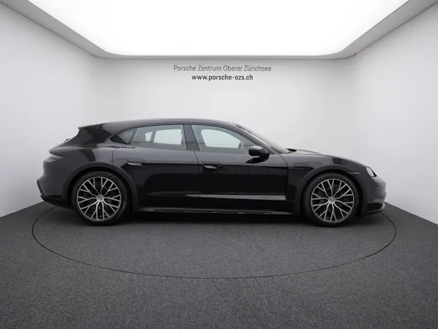 Porsche Taycan 4 Cross Turismo