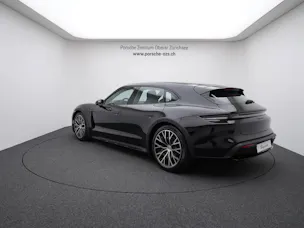 Porsche Taycan 4 Cross Turismo