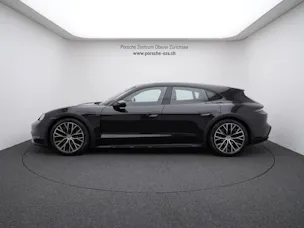 Porsche Taycan 4 Cross Turismo