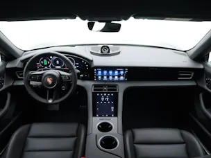 Porsche Taycan 4 Cross Turismo