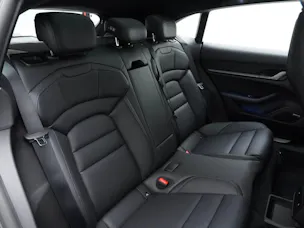 Porsche Taycan 4 Cross Turismo