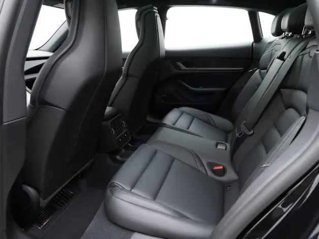 Porsche Taycan 4 Cross Turismo
