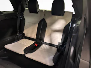 Land Rover Discovery 3.0 I6 Metropolitan Edition