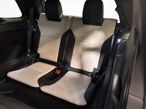 Fahrzeugbild LAND ROVER Discovery 3.0 I6 Metropolitan Edition