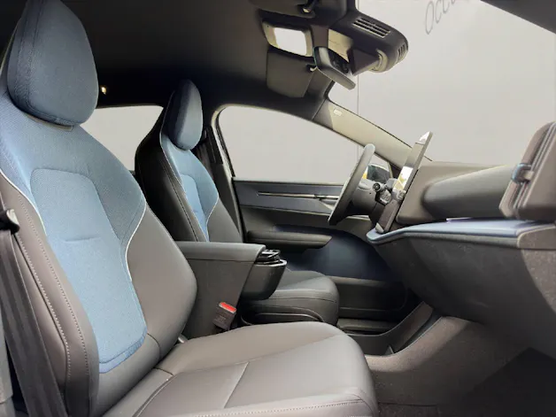 Volvo EX30 E60 Plus BLACK EDITION