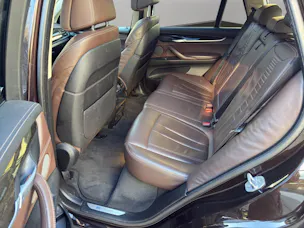 BMW X5 40e xDrive paddles
