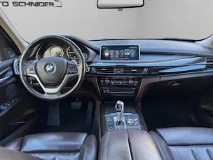 BMW X5 40e xDrive paddles