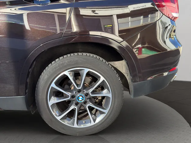 BMW X5 40e xDrive paddles
