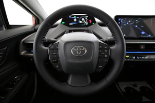 image du véhicule TOYOTA Prius 2.0 Plug-In-Hybrid Premium