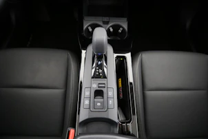 image du véhicule TOYOTA Prius 2.0 Plug-In-Hybrid Premium