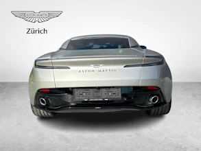 https://vehicle.imgix.net/4222885/a994ec20-d484-46f4-a945-c17894215367.jpg