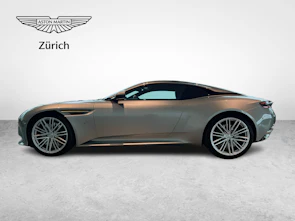 Fahrzeugbild ASTON MARTIN DB12 Coupé 4.0 V8 Bi-Turbo "1 of 60 Goldfinger Edition"