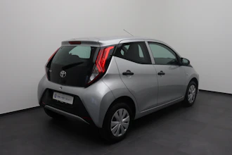 https://vehicle.imgix.net/4222908/a68a0d1e-88c7-403c-9292-93d97a64b8ef.JPG