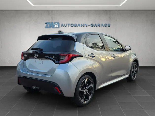 Toyota Yaris 1.5 VVT-i HSD Premium