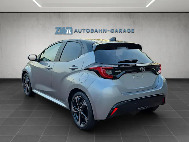 Toyota Yaris 1.5 VVT-i HSD Premium