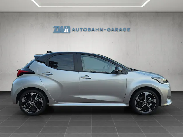 Toyota Yaris 1.5 VVT-i HSD Premium
