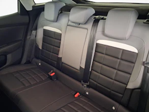https://vehicle.imgix.net/4222919/0d4edf64-e643-447b-8bbc-8c7184533ce5.jpg