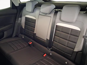 immagine del veicolo CITROEN C4 1.2 Hybrid Max