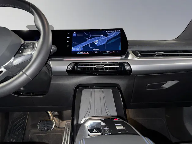 BMW 230e xDrive paddles Active Tourer