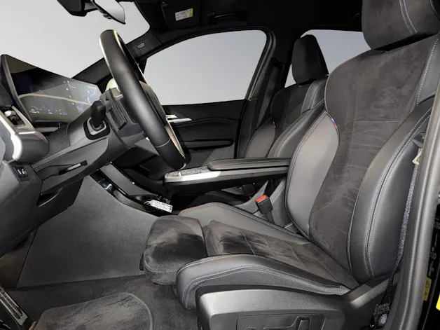 BMW 230e xDrive paddles Active Tourer