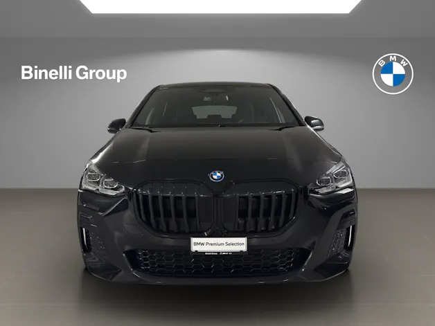 BMW 230e xDrive paddles Active Tourer
