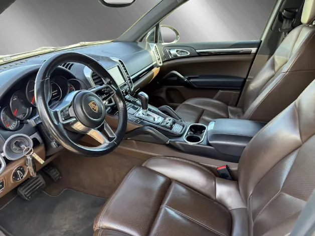 Porsche Cayenne 3.0 V6 TDI TipT **Inkl. AHK**