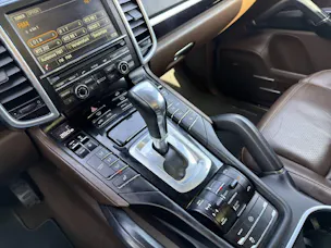 Porsche Cayenne 3.0 V6 TDI TipT **Inkl. AHK**