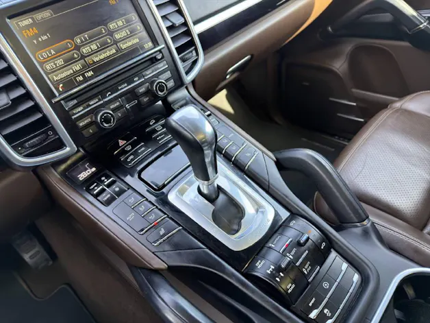 Porsche Cayenne 3.0 V6 TDI TipT **Inkl. AHK**