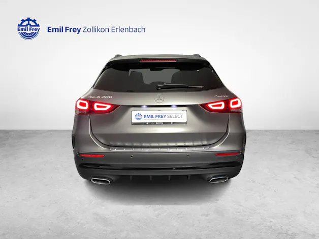 Mercedes-Benz GLA 200 AMG Line 4matic