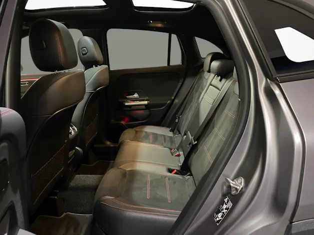 Mercedes-Benz GLA 200 AMG Line 4matic