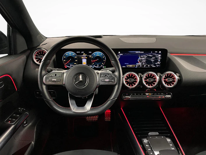 Fahrzeugbild MERCEDES-BENZ GLA 200