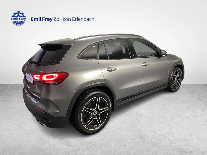 Fahrzeugbild MERCEDES-BENZ GLA 200