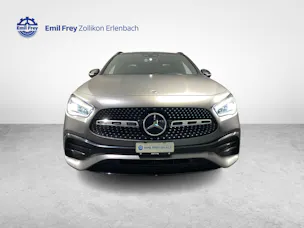 Mercedes-Benz GLA 200 AMG Line 4matic