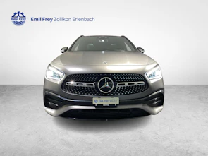 Fahrzeugbild MERCEDES-BENZ GLA 200 AMG Line 4matic