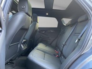 Fahrzeugbild LAND ROVER Range Rover Evoque 1.5 T 270e Dynamic SE