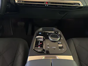 BMW iX xDrive40