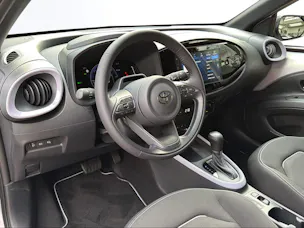 Toyota Aygo X 1.5 VVT-i HSD Trend