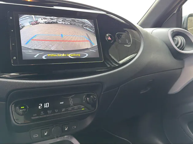 Toyota Aygo X 1.5 VVT-i HSD Trend
