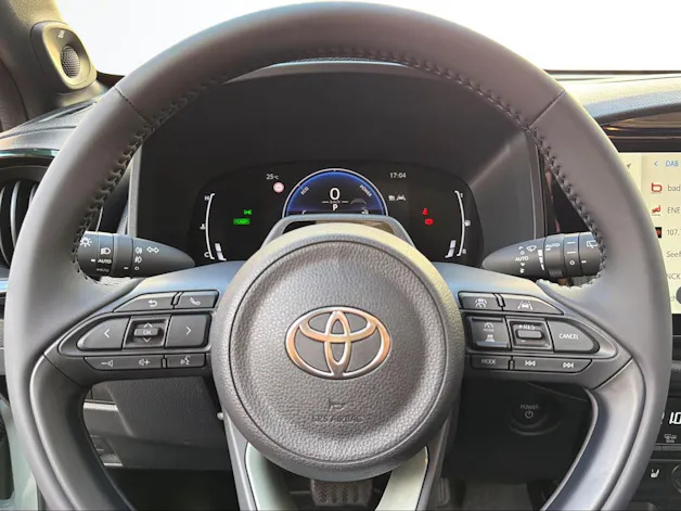 Toyota Aygo X 1.5 VVT-i HSD Style