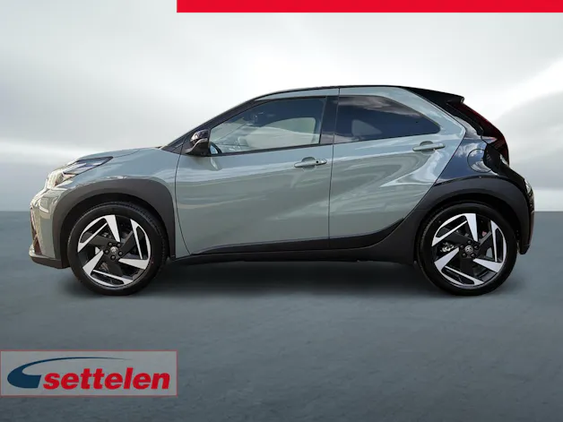 Toyota Aygo X 1.5 VVT-i HSD Style