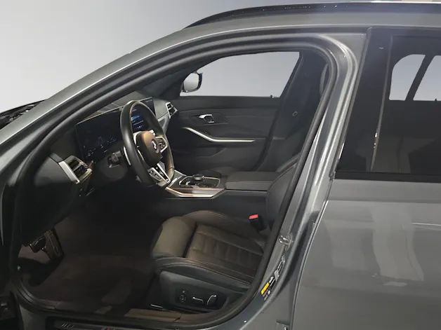 BMW 330e xDrive SAG Touring
