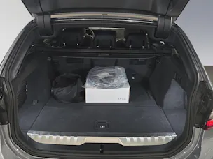 BMW 330e xDrive SAG Touring