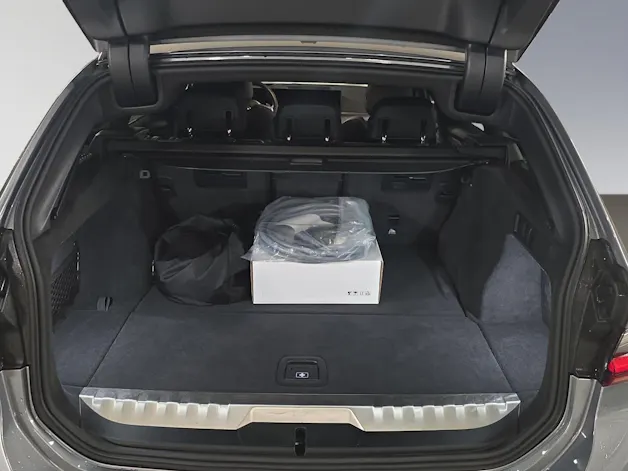 BMW 330e xDrive SAG Touring