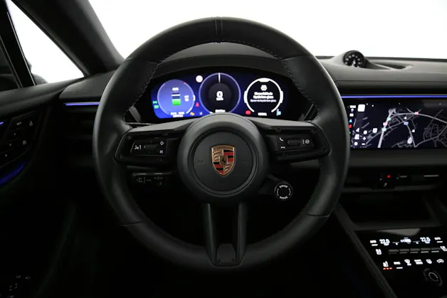 Porsche Macan 4