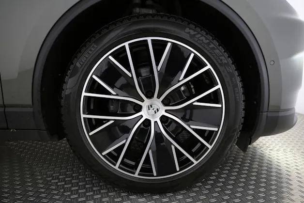Porsche Macan 4