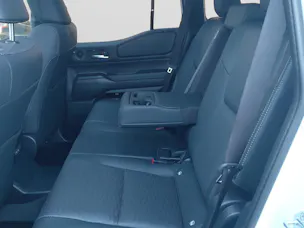 Toyota Land Cruiser 2.8 D 48V Invincible