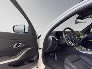 BMW 330d xDrive SAG Touring