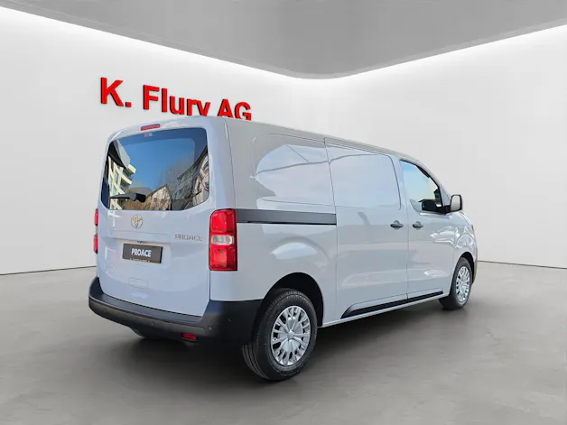 Toyota PROACE Van L1 2.0 D Advanced