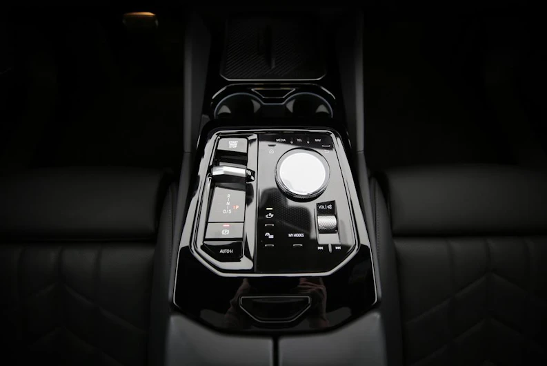 immagine del veicolo BMW 5 SERIES